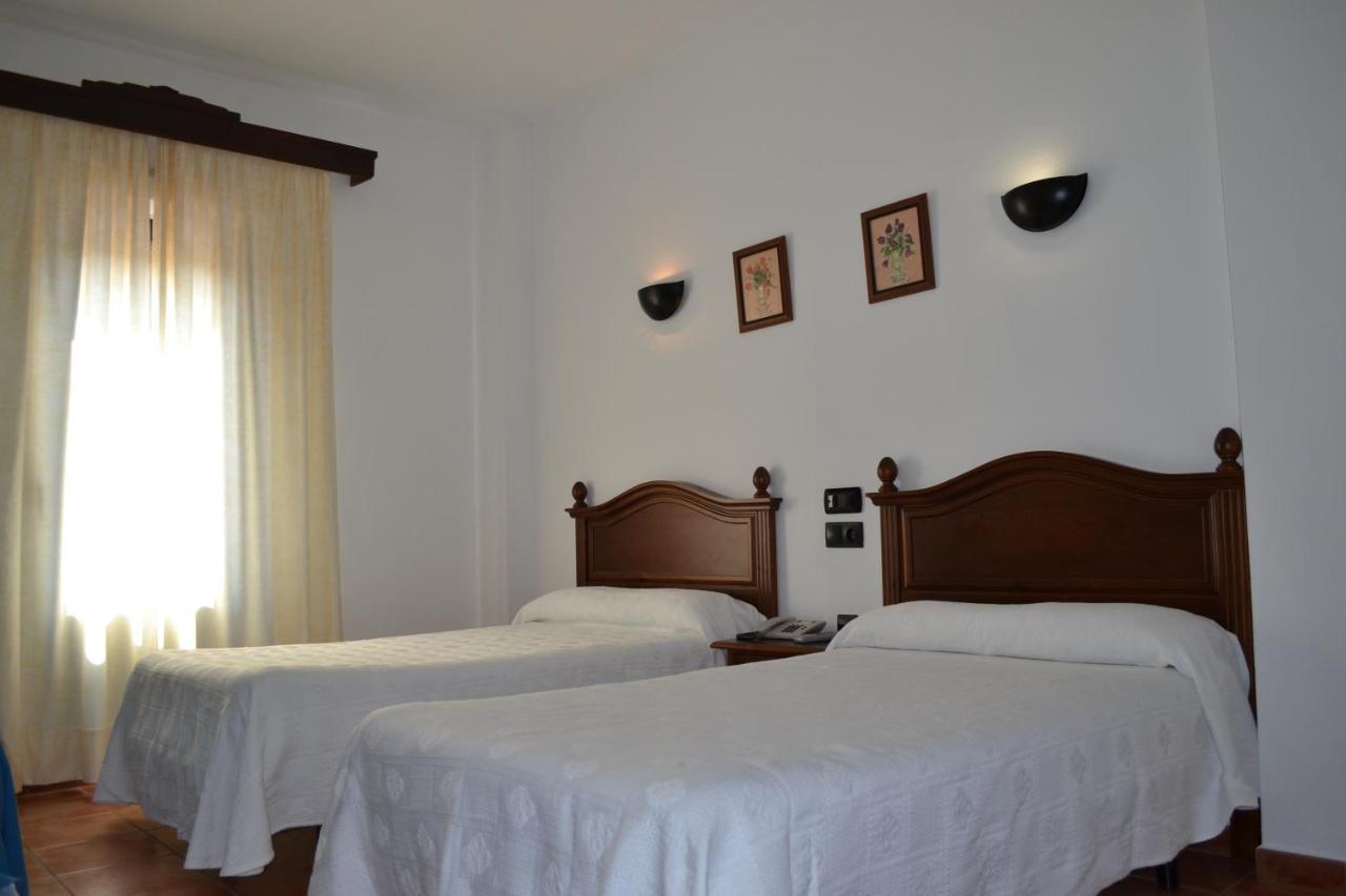 Rincon Del Abade Hotel Encinasola Buitenkant foto